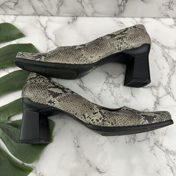 Caressa Womens Vintage Y2k Square Toe Pumps Heels Size 8.5 Gray Snakeskin Block - Picture 7 of 9